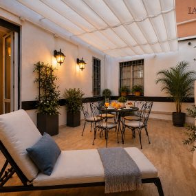 Appartamento centro storico in vendita Albenga a Via Enrico d'Aste Albenga per 318000